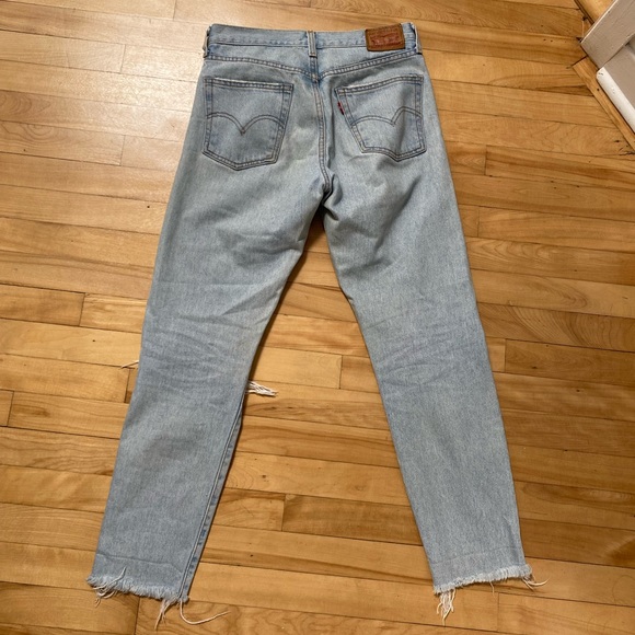 Levi’s Distressed jeans - Picture 2 of 2